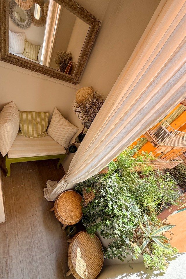 Balcony of the Madonna del Terraglio apartment, La Dolce Vita Boutique Apartments in Verona